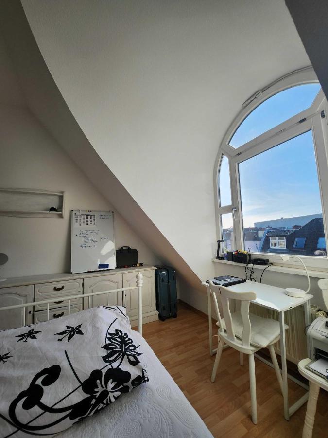 One Private Room Available In A Two Room Apartment In Tegel, Βερολίνο Εξωτερικό φωτογραφία